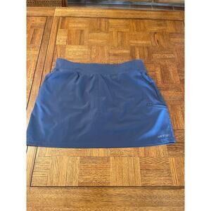ORVIS SKORT SIZE XL